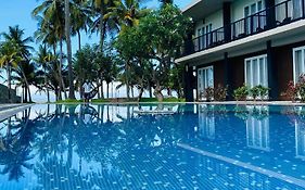 Golden Star Beach Hotel Negombo